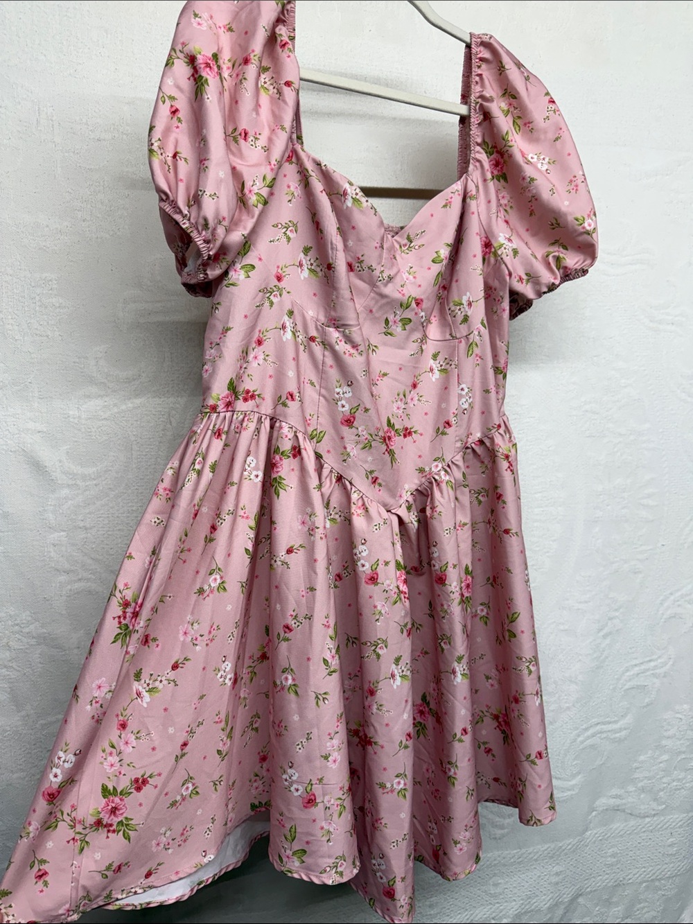 Women’s Pink Floral Puff-Sleeve Dress